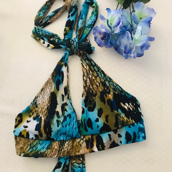 Show your wild side Bikini Top Only - Picture 3 of 5